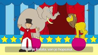 In het circus  Kinderliedjes met tekst [upl. by Annehsat861]