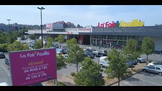 La FoirFouille  Visite dun magasin [upl. by Nylssej]