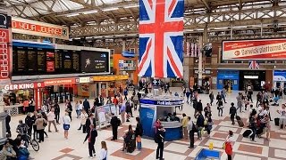 A Walk Through The London Victoria Station London England [upl. by Struve]