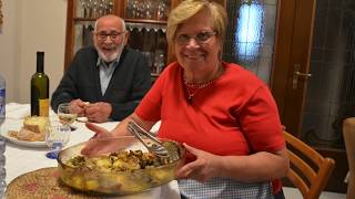 AGNELLO CON PATATE E FUNGHI  RICETTA DELLA NONNA MARIA [upl. by Kegan851]